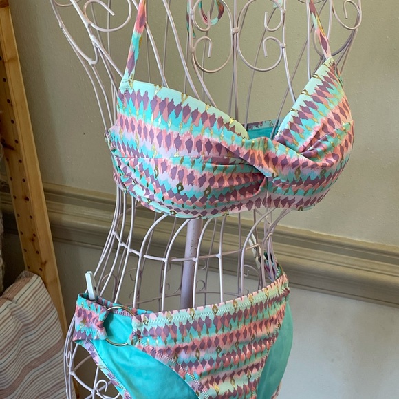 NWOT Push Up Swim Suit - Picture 4 of 8